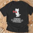猫パンチ ねこボクシング Neko Punch【どうぶつ フレンズ】ポップ ゆるくて かわいい イラスト Tシャツ 高齢者への贈り物