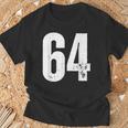 番号 64 Tシャツ 高齢者への贈り物