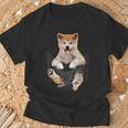秋田愛好家のためのポケットの中の面白い秋田犬 Tシャツ 高齢者への贈り物
