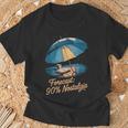 雨の日のノスタルジア 心地よい美学 傘と気分 Tシャツ 高齢者への贈り物