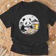 餃子 パンダ おもしろ 面白い ギョーザ ビール 和風 Tシャツ 高齢者への贈り物