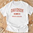 Davidson ノースカロライナ Nc ビンテージ アスレチック スポーツデザイン Tシャツ 高齢者への贈り物