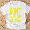 Don't Hassle Me I'm Local Fromurf ドキュメンタリー映画 Tシャツ 高齢者への贈り物