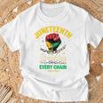 Junenth Breaking Every Chainince 1865 Fist Pride 長袖tシャツ Tシャツ 高齢者への贈り物