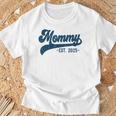 Mommy Est 2025 Mommy To Be New Mommy Pregnancy Tシャツ 高齢者への贈り物