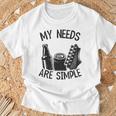 My Needs Areimple Guitars ビール愛好家 ギタリストギター Tシャツ 高齢者への贈り物