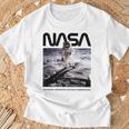 Nasaアポロ11号の月面宇宙飛行士の有名なワームロゴ Tシャツ 高齢者への贈り物