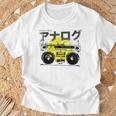 Retro 80S 日本製ヴェイパーウェーブ ヒップホップ ラップ アナログブームボックス Tシャツ 高齢者への贈り物