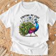 Strutting Mytuff カラフル 孔雀好き Tシャツ 高齢者への贈り物