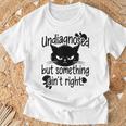 Undiagnosed Butomething Ain't Right Tシャツ 高齢者への贈り物