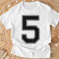 【バックプリント・背中側】5 数字 背番号 ユニフォーム ナンバー【ブラック／黒の文字】スポーツ 野球 サッカー 部活 Tシャツ 高齢者への贈り物