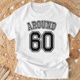 【バックプリント・背中側】Around 60 還暦 アラカン アラウンド 六十歳 お誕生日 60代 面白 Tシャツ 高齢者への贈り物