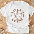 でもファーストコーヒー面白いコーヒー好き Tシャツ 高齢者への贈り物
