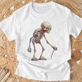 エイリアン スケルトン クリーチャー 松葉杖 スティック Tシャツ 高齢者への贈り物