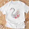 エレガントな白鳥の花 Tシャツ 高齢者への贈り物