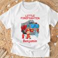 キッズ 消防署の消防車 小さな消防士ベンジャミン Tシャツ 高齢者への贈り物