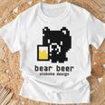 クマ ビール ドット絵 かわいい レトロ Tシャツ 高齢者への贈り物