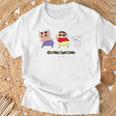 クレヨンしんちゃん 振り向き「ぶりぶり＆しんちゃん＆シロ」 Tシャツ 高齢者への贈り物