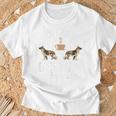 バックプリント コーヒーとジャーマン シェパード Tシャツ 高齢者への贈り物