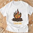 タキビ Takibi 焚き火 たきび キャンプ イラスト かわいい おもしろ キャンプグッズ Tシャツ 高齢者への贈り物