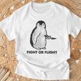 ファイト・オア・フライト・ファニー・ペンギン・パンク Tシャツ 高齢者への贈り物
