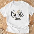 ブライダルシャワー フューチャー Mrs Wedding 2025 Bride Tシャツ 高齢者への贈り物