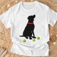 ラブラドールレトリバー 犬 イエロー ラボ テニスボール ギフト Tシャツ 高齢者への贈り物