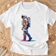 宇宙飛行士 宇宙モチーフ カラフル 宇宙飛行士 Tシャツ 高齢者への贈り物