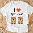 小さな赤ちゃんクオッカのユーモア動物は大好きです私はクオッカが大好きです Tシャツ 高齢者への贈り物
