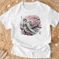 日本 浮世絵 京都 祇園甲部 五花街 桜 舞妓 着物 バックプリント Tシャツ 高齢者への贈り物