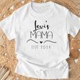 母の日 リーバイス Mama Est 2024 かわいい シンプル ミニマル Tシャツ 高齢者への贈り物