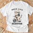 猫 ネコ 白猫 イラスト 原付 スクーター バイク 猫好き バイク好き かわいい おもしろ レトロ Neko Life 長袖tシャツ Tシャツ 高齢者への贈り物