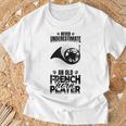 老フレンチ・ホルン奏者を侮るなかれ Tシャツ 高齢者への贈り物