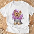 花を持つヨークシャー テリア 長袖tシャツ Tシャツ 高齢者への贈り物