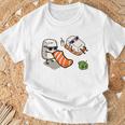 面白い寿司 ビーチで日光浴 Tシャツ 高齢者への贈り物