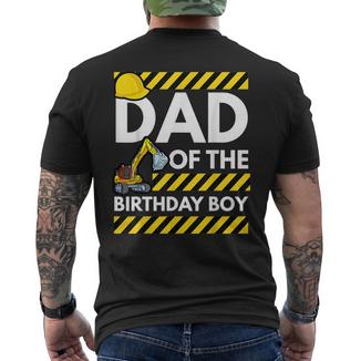 Uomo Papà Della Costruzione Ragazzo Divertente Gru Escavatore Compleanno T-shirt da uomo con stampa posteriore - Novitaregali
